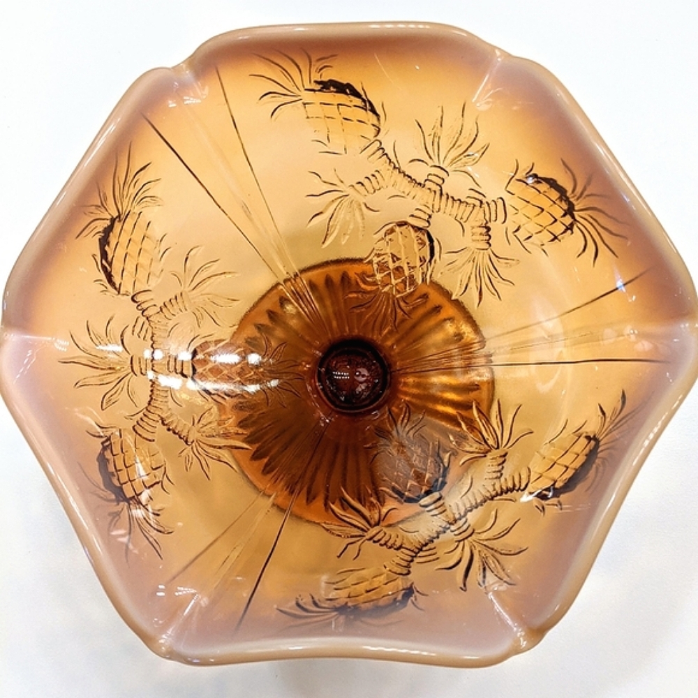1979 Vintage Fenton Glass Dish Pineapple Authentic Excellent Condition
